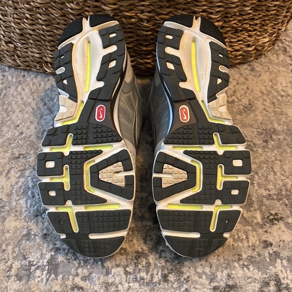 Women’s Nike Lunarglide+ 2. Size 11. - Picture 4 of 5